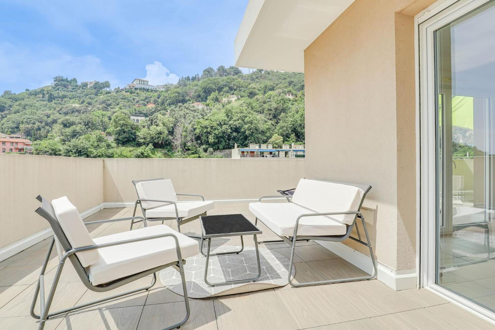Spacieux Rooftop Parking, Terrasse Ensoleillee Menton Eksteriør bilde